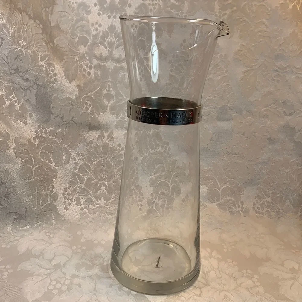 Coopers Hawk Winery And Restaurant Wine Decanter Carafe 32 Ounces Pour Spout EUC